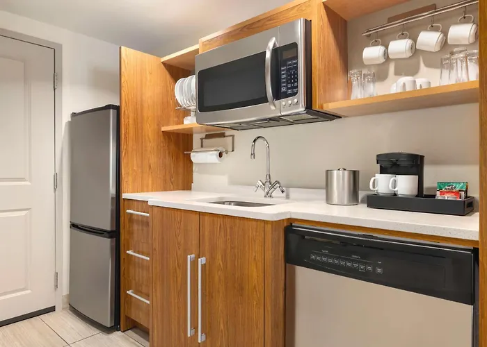 Home2 Suites By Hilton Denver West / Federal Center
