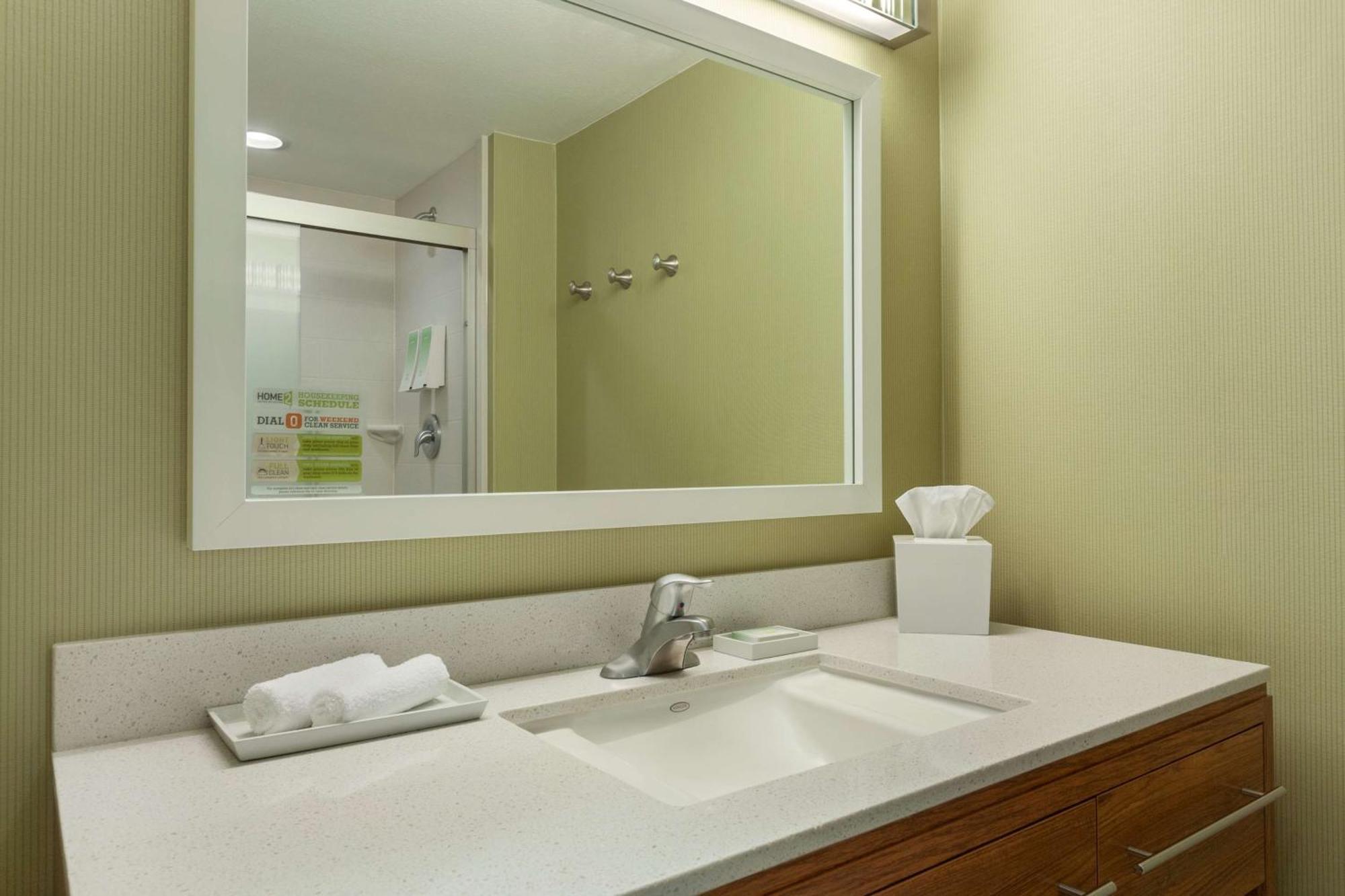 Hotel Home2 By Hilton Denver West / Federal Center